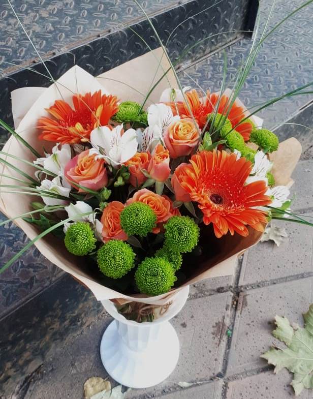 Букет цветов из: Герберы, Хризантемы, Альстромерии и Розы в Лямино