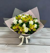 Букет цветов из:  Орхидеи и Розы в Лямино