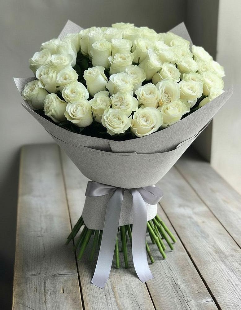 Букет 35 Белых роз в Лямино