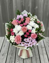 Букет цветов из:  Альстромерии, Гвоздики, Розы и Хризантемы в Лямино