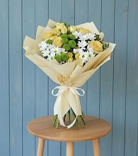 Букет цветов из:  Хризантемы и Розы в Лямино