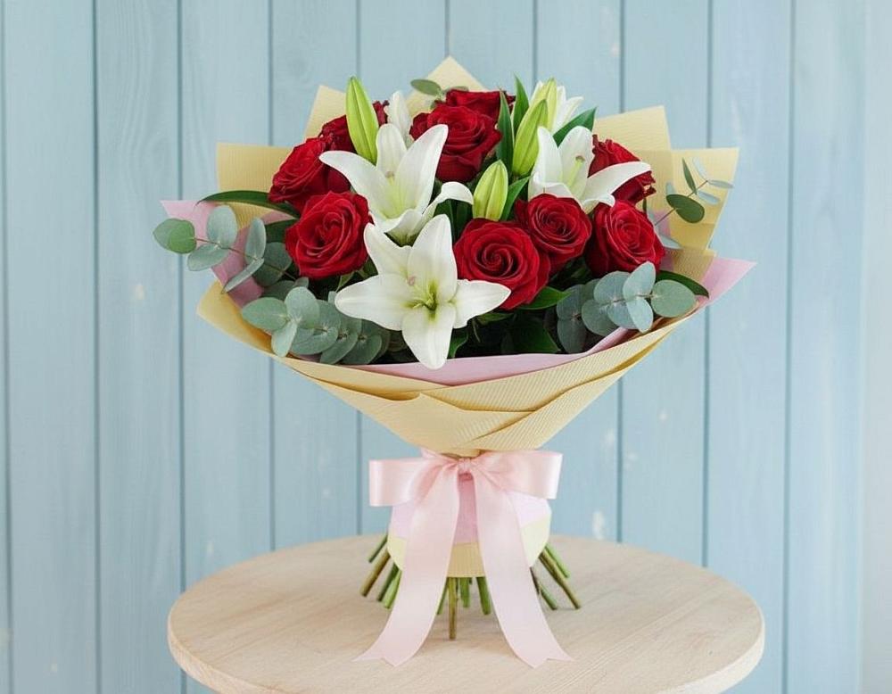 Букет цветов из: Лилии и Розы в Лямино